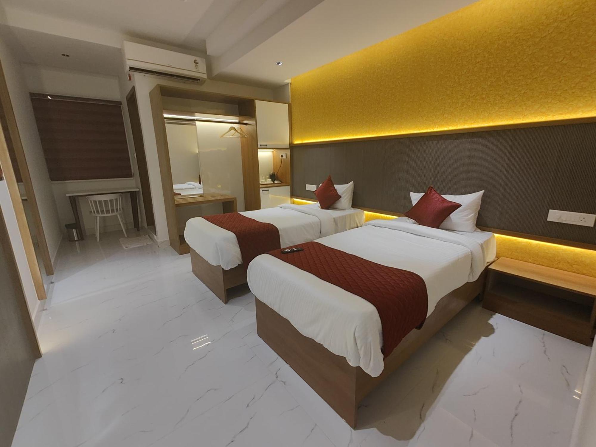 Hotel La Premier Hajdarabad Zewnętrze zdjęcie